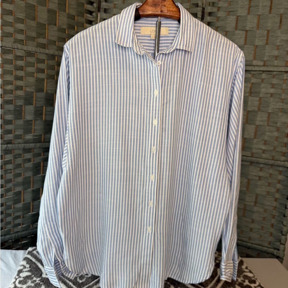 LOFT Women’s Light Blue and White Striped Button Down Shirt